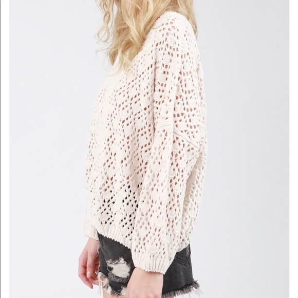 LAST Trellis Off White Chenille Pullover - Picture 7 of 8